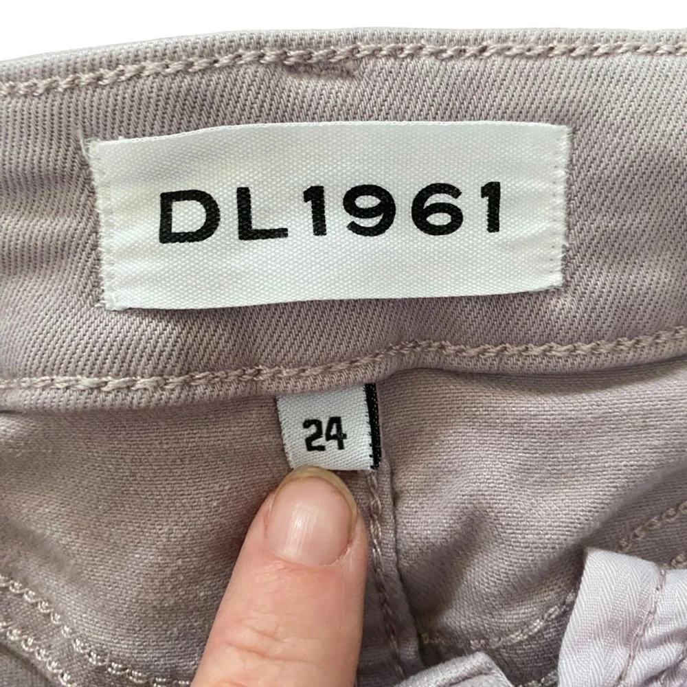 DL1961 Lavender Florence Instasculpt Cropped Jeans 24